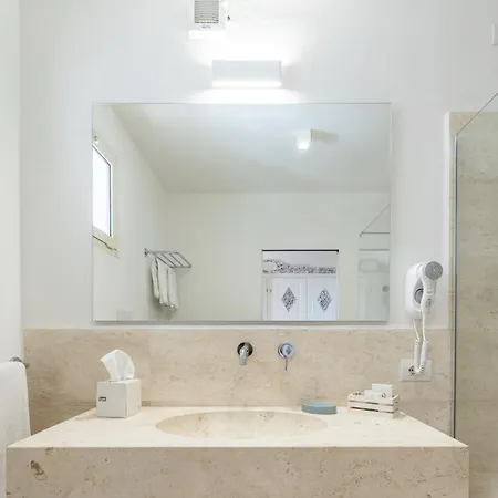 Hotiday Collection - ホテル