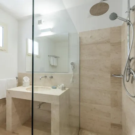 Hotiday Collection - 4*