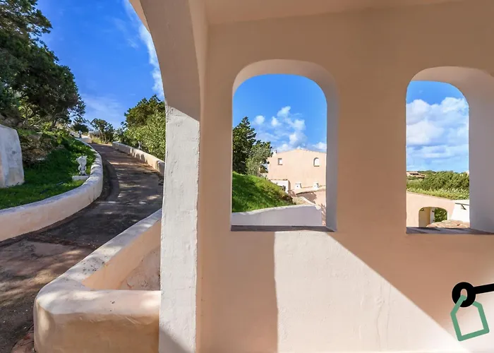 Hotiday Collection - Отель 4*