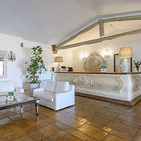 Hotel Hotiday Collection -