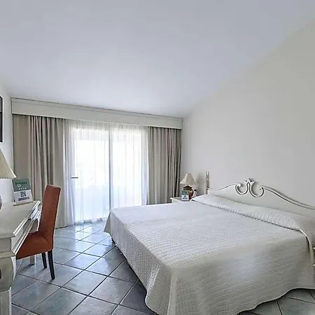 Hotiday Collection - Hotel 4*