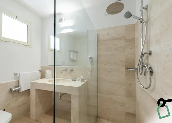 Hotiday Collection - 4*