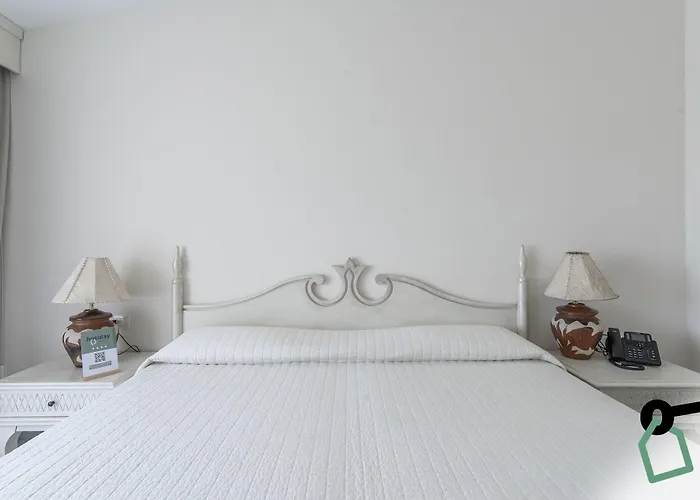 Hotiday Collection - 4* Porto Cervo